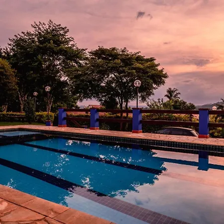 Chacara Top, Com Vista Das Montanhas, Piscina, Pet Friendly,, Estacionamento ,Wi-Fi 213 Mbps Tuiuti Exterior photo