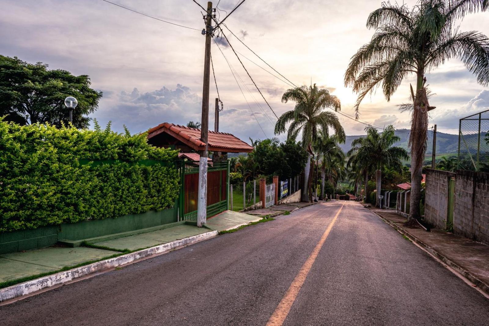 Chacara Top, Com Vista Montanhas, Piscina, Pet Friendly,, Estacionamento ,wi-fi 213 Mbps